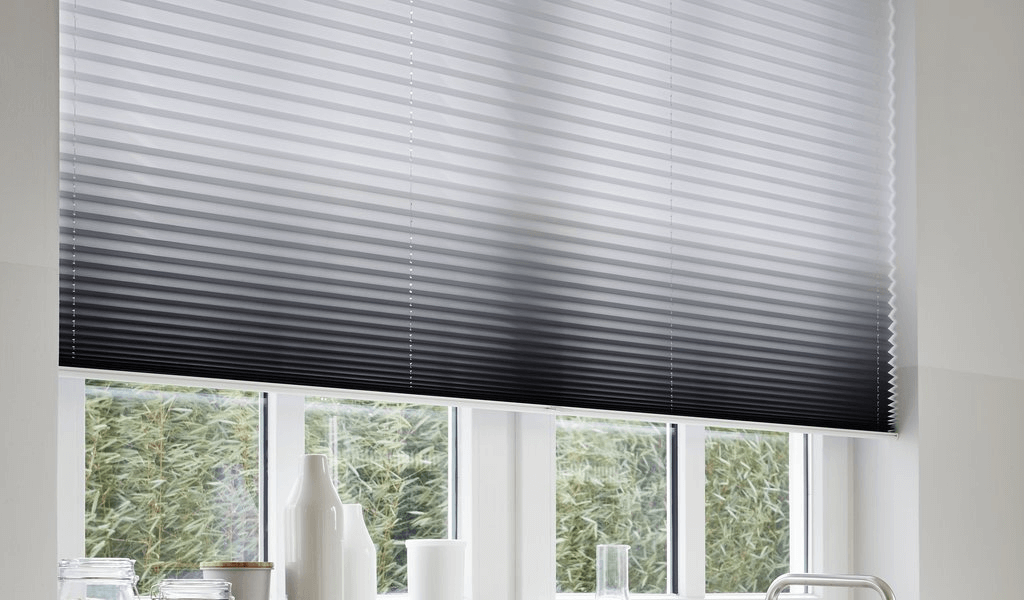 Шторы плиссе Luxaflex® Для простых окон и дверей