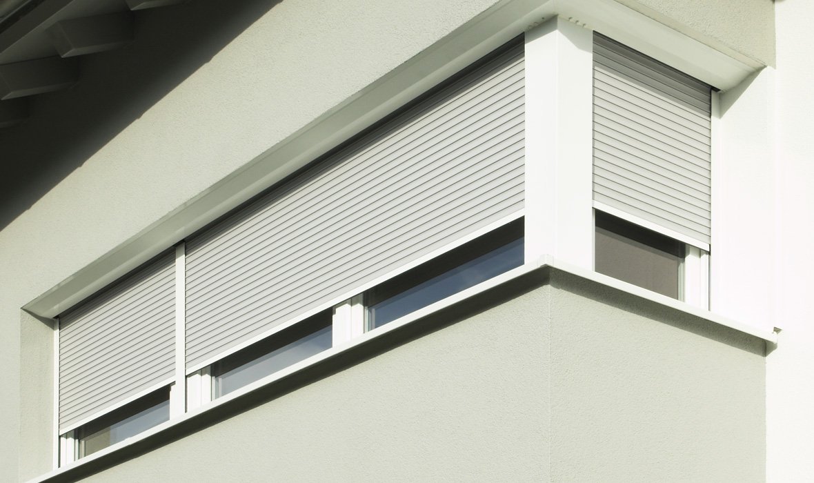 Профиль Roma алюминиевый защитный