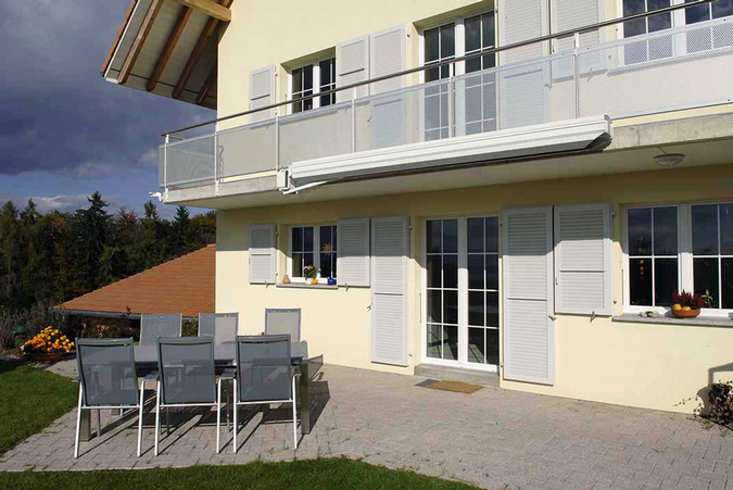 sun-o-tron® M4 веерная маркиза Radius