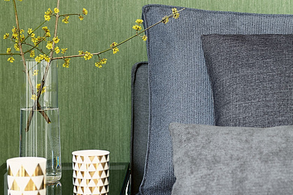 <h2>GALLERY</h2>
<h3>МУЖСКОЙ ВЗГЛЯД С ХАРАКТЕРОМ</h3>
<p>
 <br>
	 Коллекция&nbsp;GALLERY&nbsp;включает в себя девять универсально применимых обивочных тканей с целенаправленным современным видом. Все элементы хранятся в монохромных оттенках и отображениях, в некоторой степени, моделей и структур, которые богаты по своему характеру. Поскольку поразительный текстиль объединяет лицо ткани, сделанное из чистого синтетического продукта с переменой ткани, сделанной из хлопка, они являются чрезвычайно прочными и стабильными по размерам. Благодаря их удивительному не стимулирующему дизайну, все эти обивочные ткани можно красиво сочетать друг с другом, а также использовать для сказочного вида, наволочки.
</p>