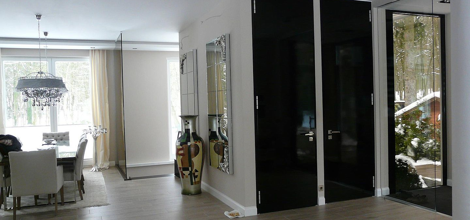 Межкомнатная дверь SCHÜCO из камня