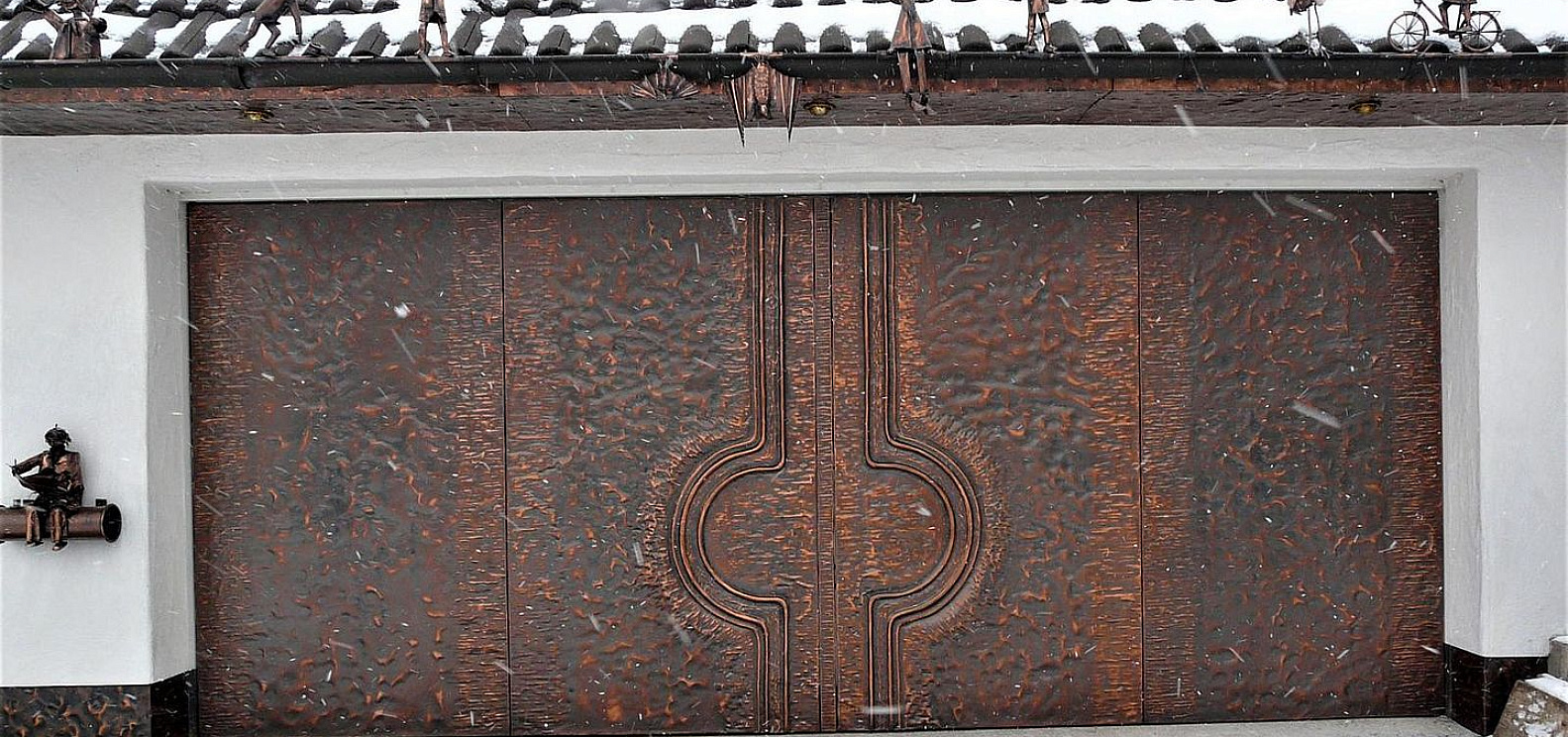 Медные двери SCHÜCO под заказ